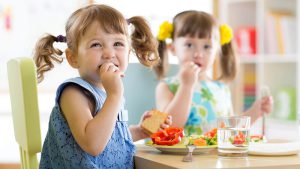 تغذیه سالم کودکان مهدکودک